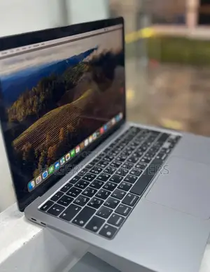 New Laptop Apple MacBook Air 8GB Apple M1 SSD 256GB