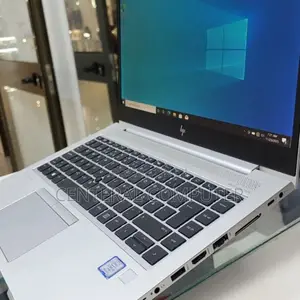 New Laptop HP 430 G5 8GB Intel Core I5 SSD 512GB