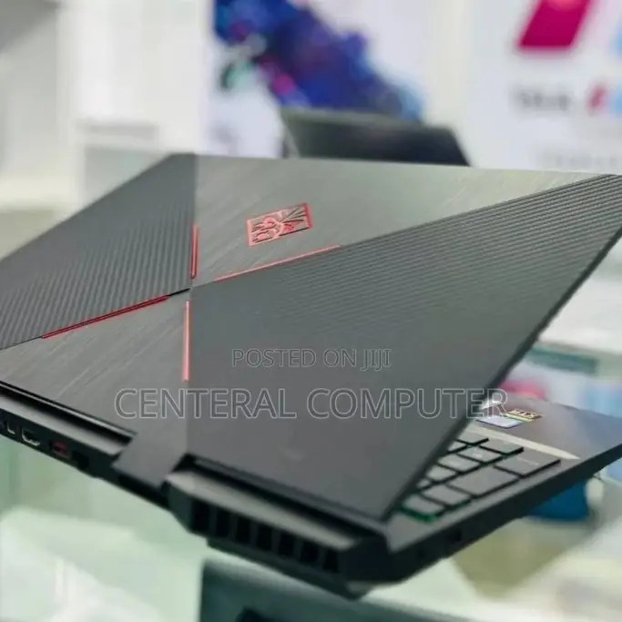 New Laptop HP Omen 17-An188nr 16GB Intel Core I7 SSD 512GB