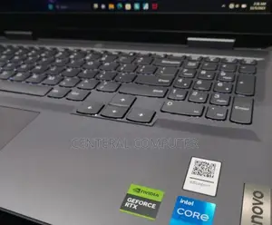 New Laptop Lenovo 8GB Intel Core I5 SSD 1T