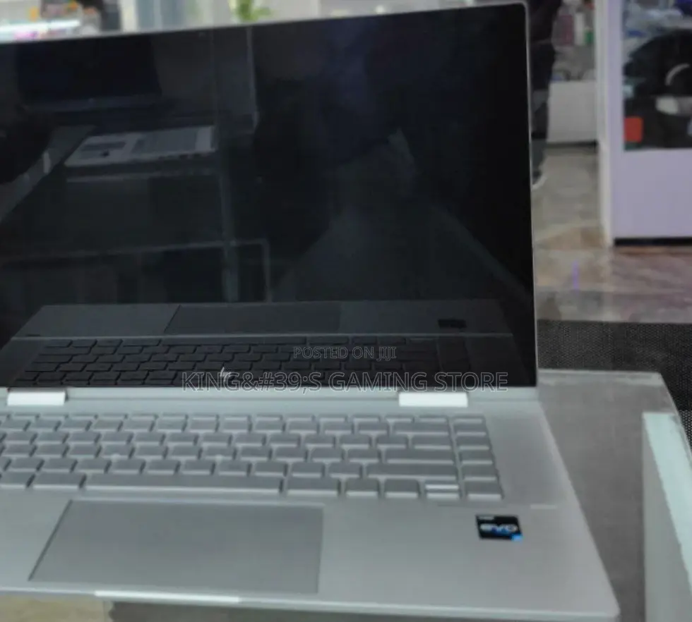 New Laptop HP Envy X360 16GB Intel Core I5 SSD 512GB