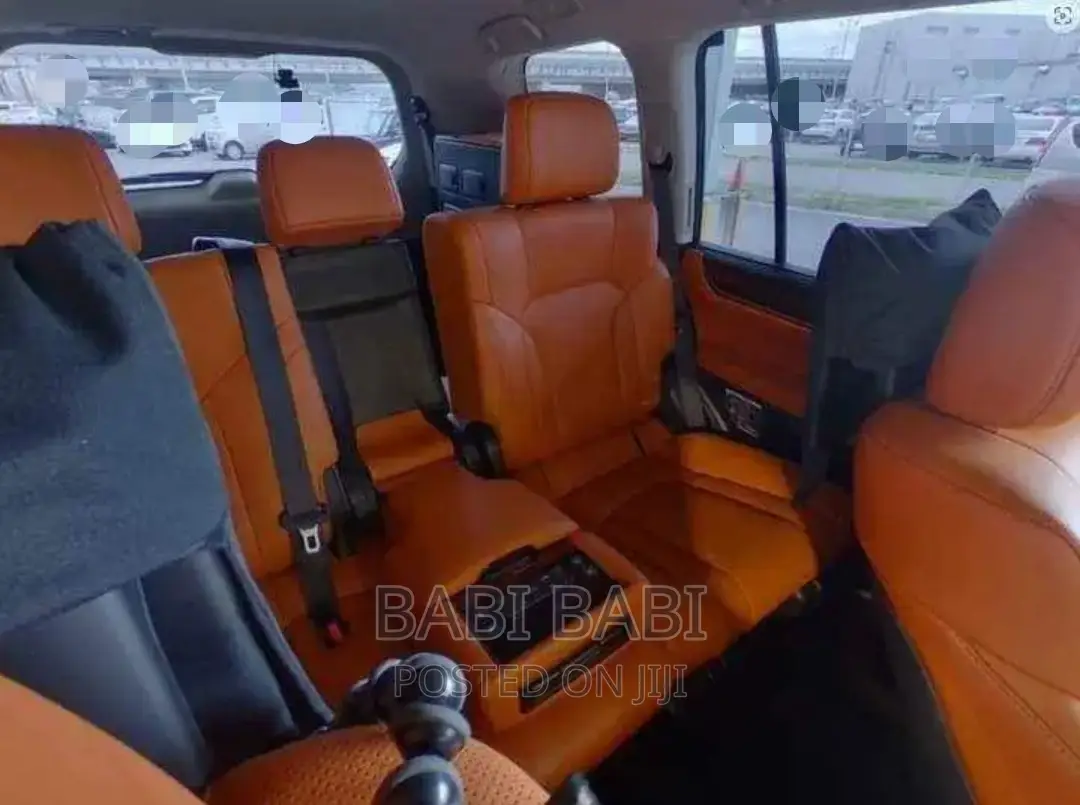 Lexus LX 2019 White