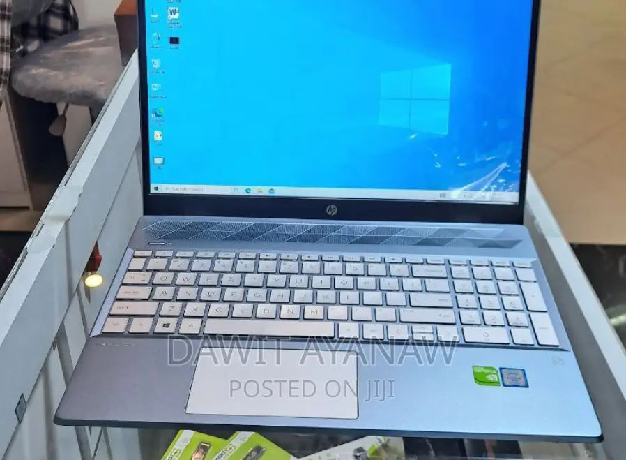 New Laptop HP Pavilion 15 8GB Intel Core i5 HDD+SSD 500GB