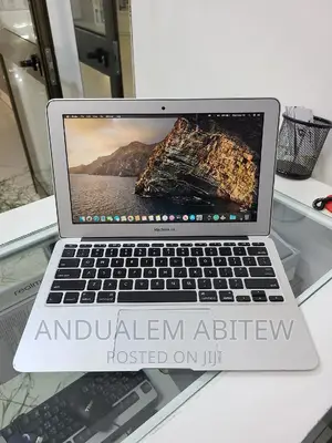 New Laptop Apple MacBook Air 2015 4GB Intel Core I5 SSD 128GB