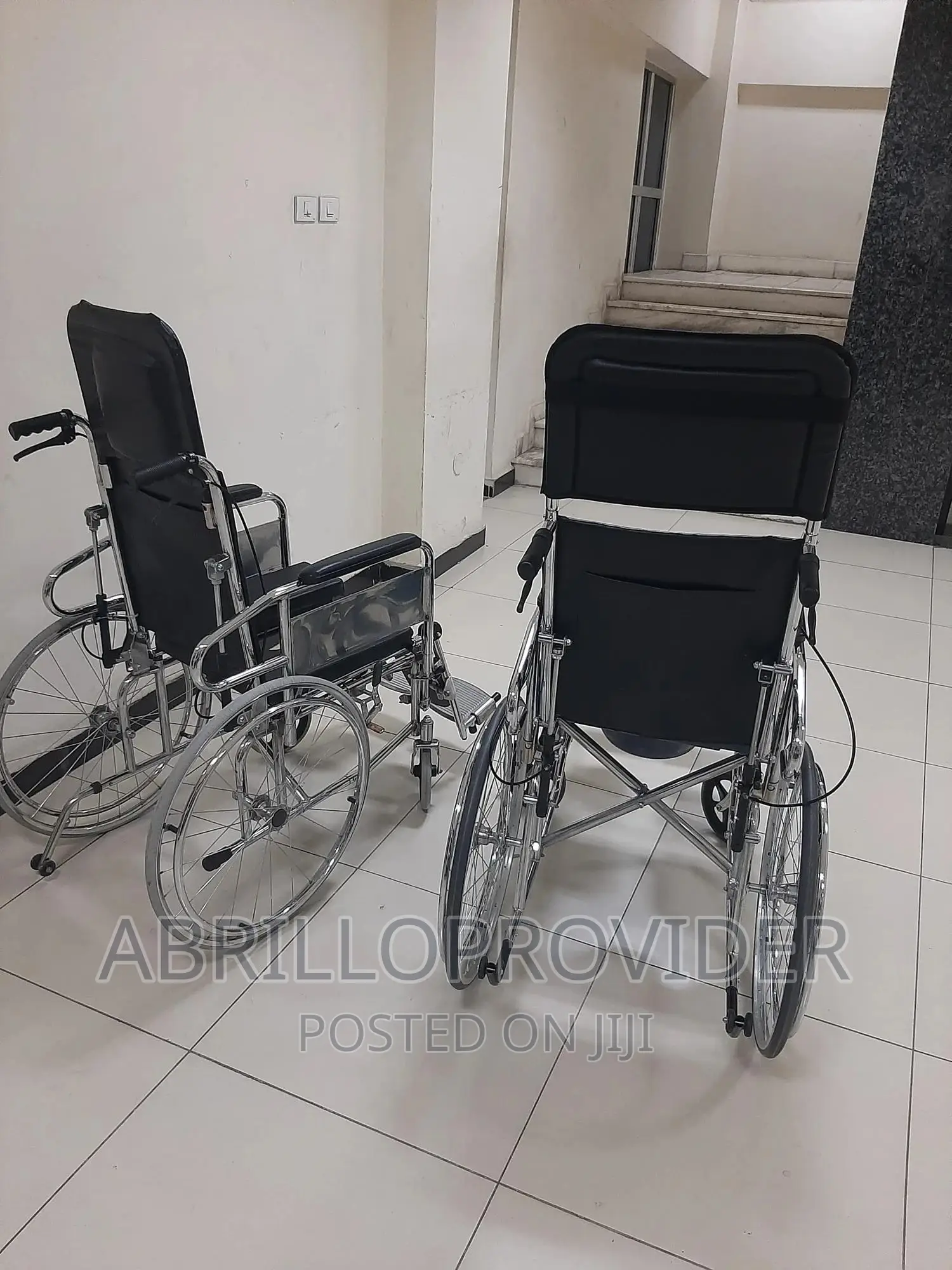 #Wheelchair ፖፖ ያላቸውና እግራቸውን በተፈልገው ቦታ ላይ አደርጎ መጠቀም የሚያስቺል