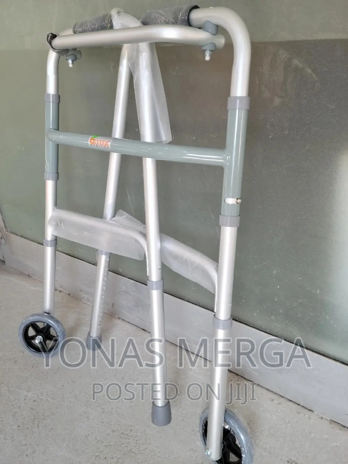 Walker_tubular Structure Walker/You to Easily Fold/Walker