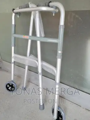 Walker_tubular Structure Walker/You to Easily Fold/Walker
