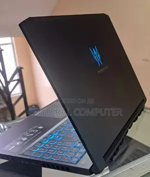 New Laptop Acer Predator 17 X 16GB Intel Core I7 SSD 512GB