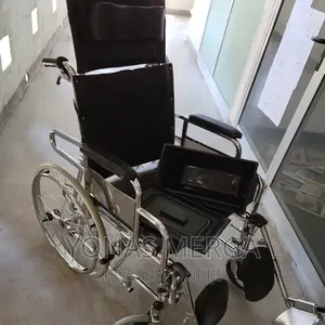 Sleeping Wheelchair_hydraulic Backrst for Maximum Comfort