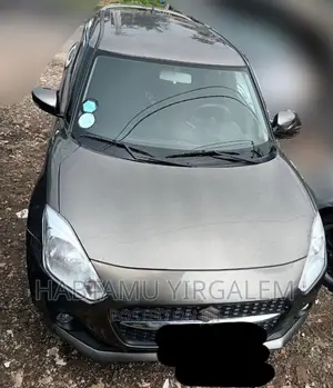 Suzuki Swift 2022 Gray