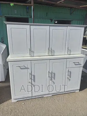 1.60 ኪችን/Kitchen