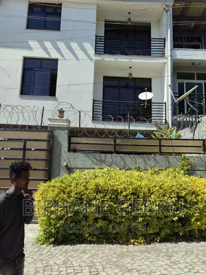 5bdrm House in House, Bole for rent
