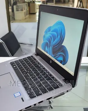 New Laptop HP EliteBook 820 G3 8GB Intel Core I7 SSD 512GB