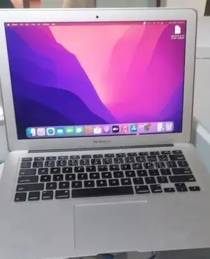 New Laptop Apple MacBook Air 2017 8GB Intel Core i5 SSD 128GB