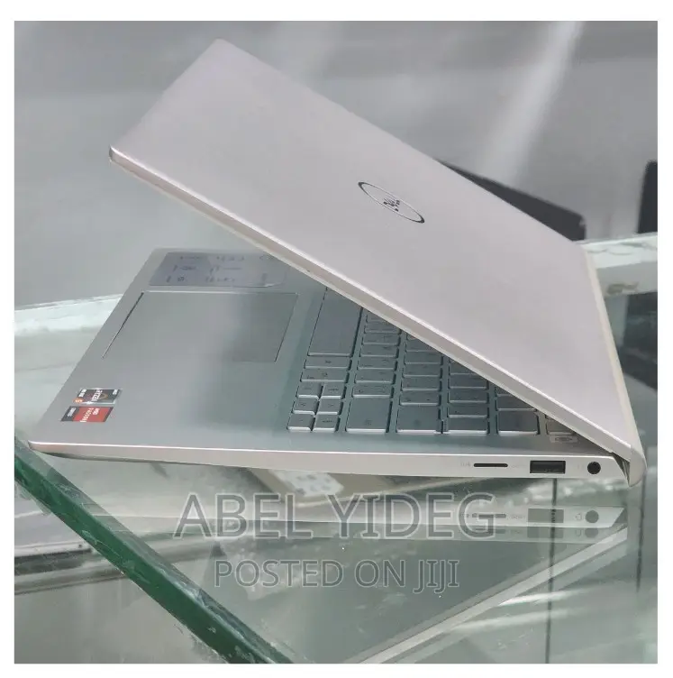 New Laptop Dell Inspiron 14 8GB AMD Ryzen 5 SSD 256GB