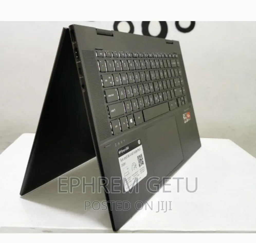 New Laptop HP Envy X360 8GB AMD Ryzen 5 SSD 512GB