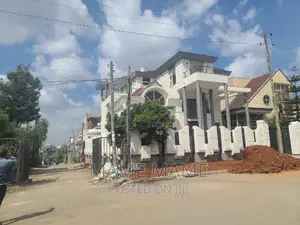 9bdrm House in Addis Abeba, Bole for sale