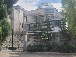 8bdrm House in Addis Abeba, Bole for sale