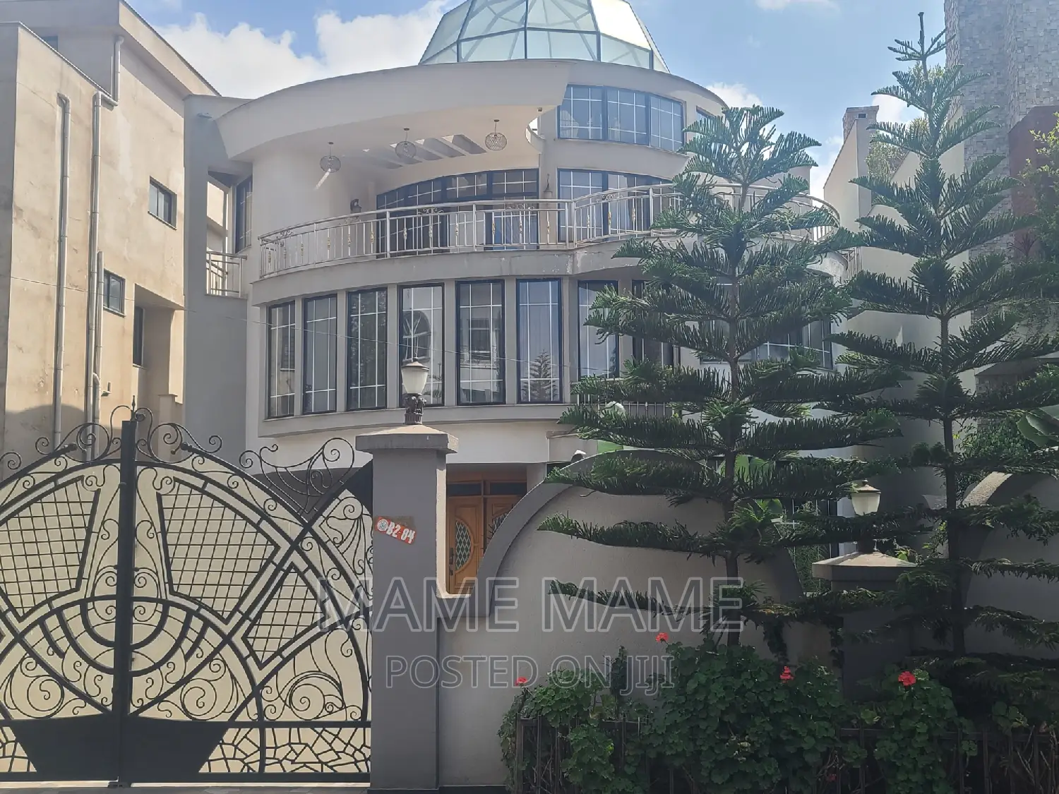 8bdrm House in Addis Abeba, Bole for sale