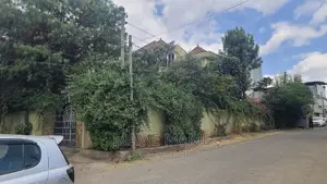 8bdrm House in Addis Abeba, Bole for sale