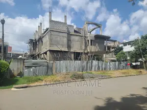 7bdrm House in Addis Abeba, Bole for sale