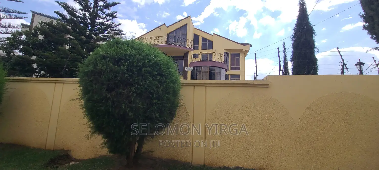 10bdrm House in Adis Ababa, Bole for sale