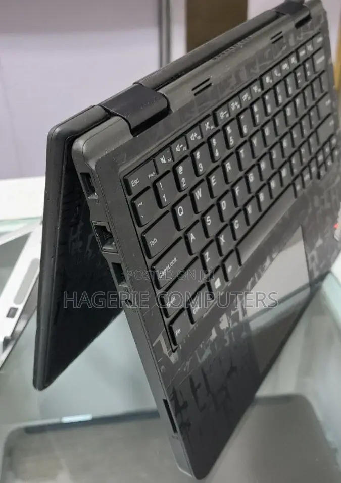 New Laptop Lenovo Yoga 11e 4GB Intel Core 2 Quad SSD 128GB