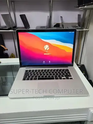 New Laptop Apple MacBook Pro 2015 16GB Intel Core I7 SSD 512GB
