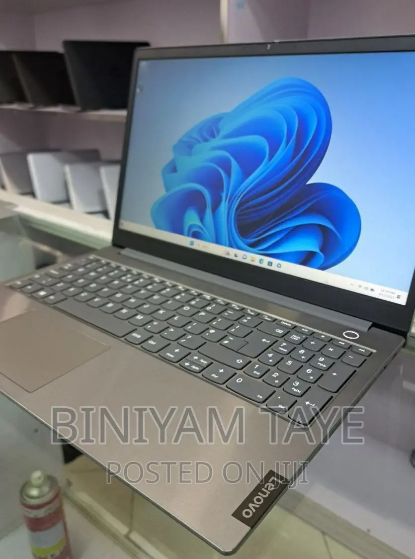 New Laptop Lenovo ThinkPad Yoga 370 8GB Intel Core I7 HDD+SSD 128GB