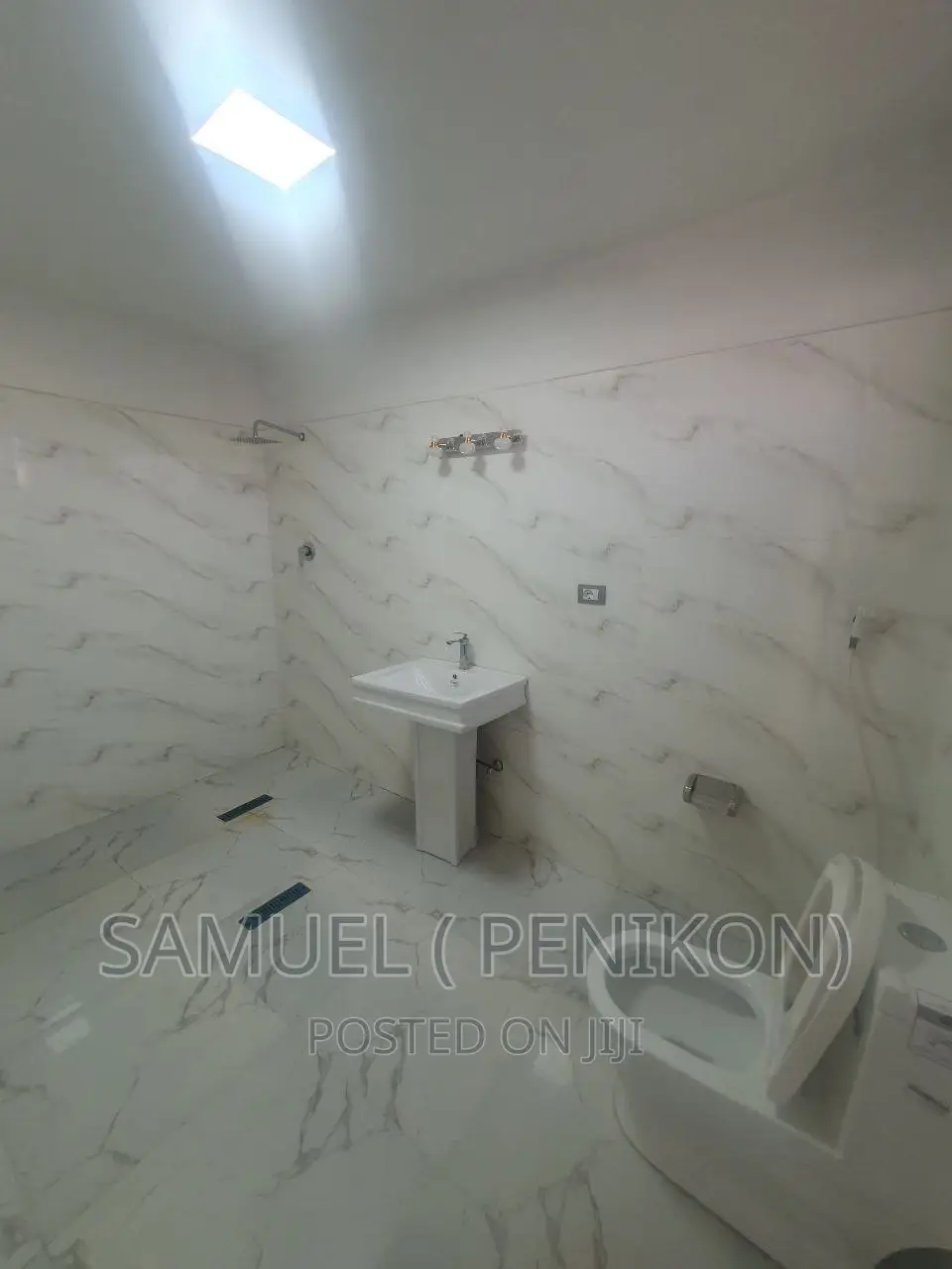 4bdrm Apartment in ቅንጡ አፖርታማ, Yeka for sale