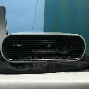 Sony VPL-Es7