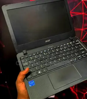 Laptop Acer Aspire 2010 8GB Intel Core i5 SSD 256GB