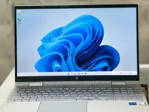 New Laptop HP Envy X360 8GB Intel Core I5 SSD 512GB