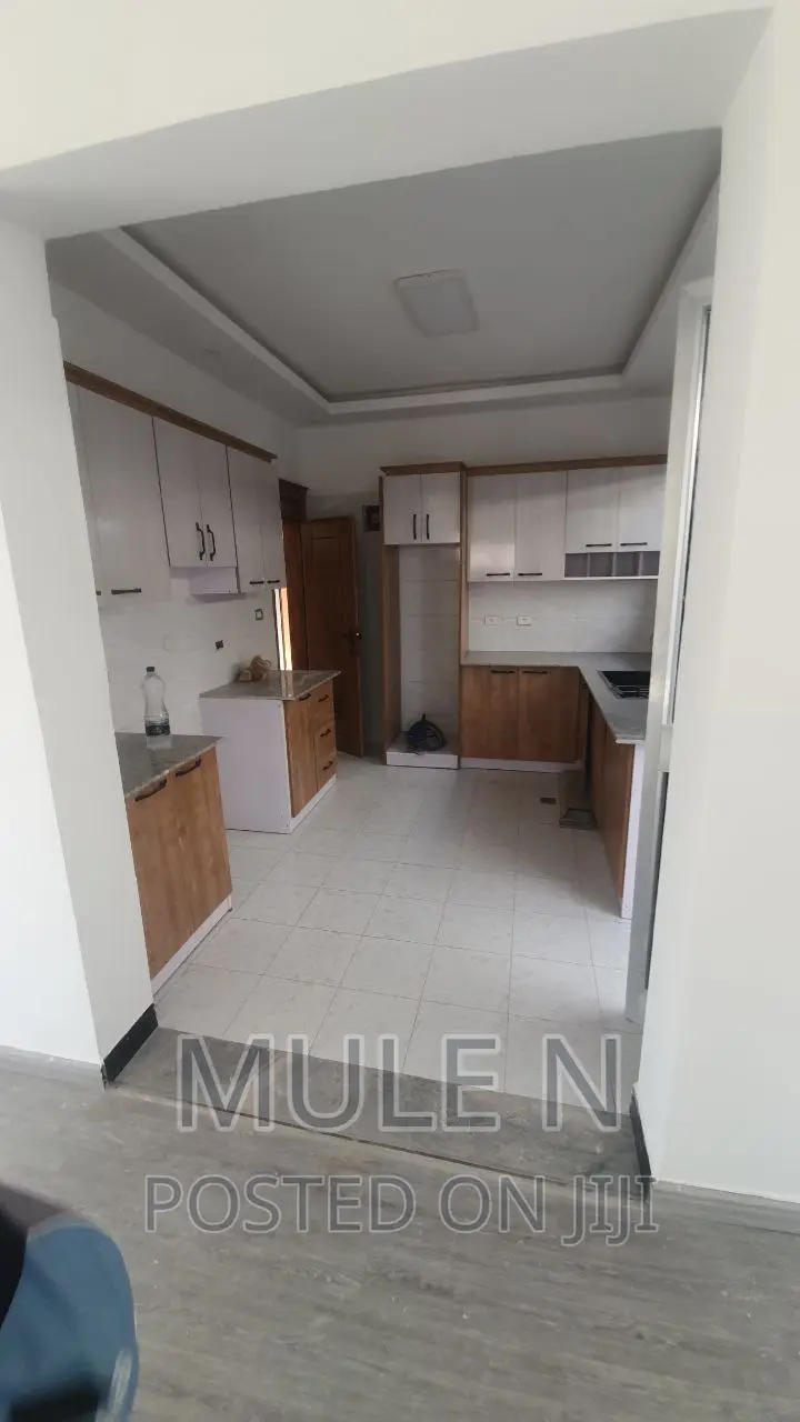 Furnished 7bdrm Villa in Ccd Tafo, Yeka for sale