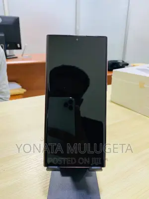 New Samsung Galaxy S22 Ultra 5G 512 GB