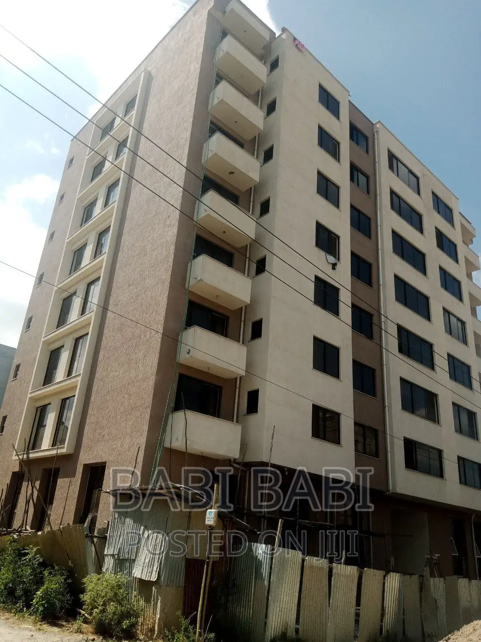 G+7 አፓርትመንት የባንክ ብድር ያለበት ሕንፃ