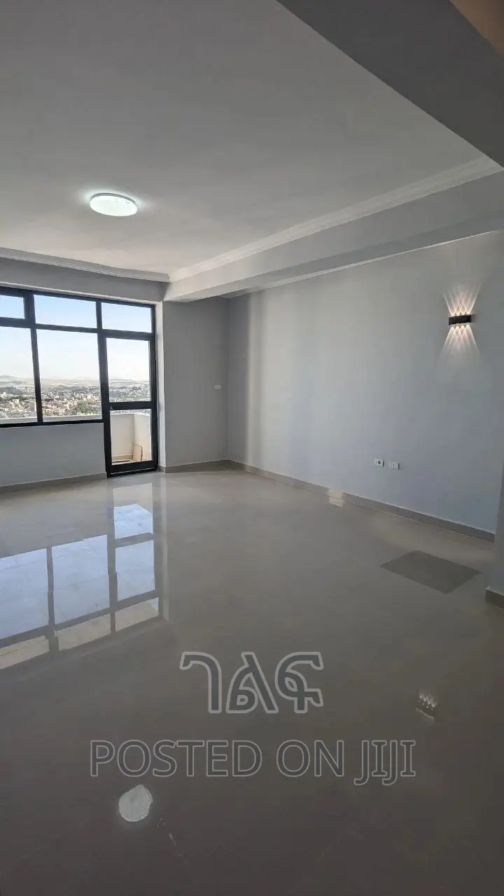 2bdrm Apartment in የግል ቅንጡ አፓርትመንት, Bole for sale