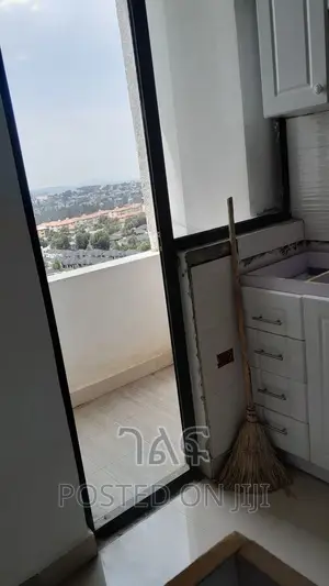 2bdrm Apartment in የግል ቅንጡ አፓርትመንት, Bole for sale