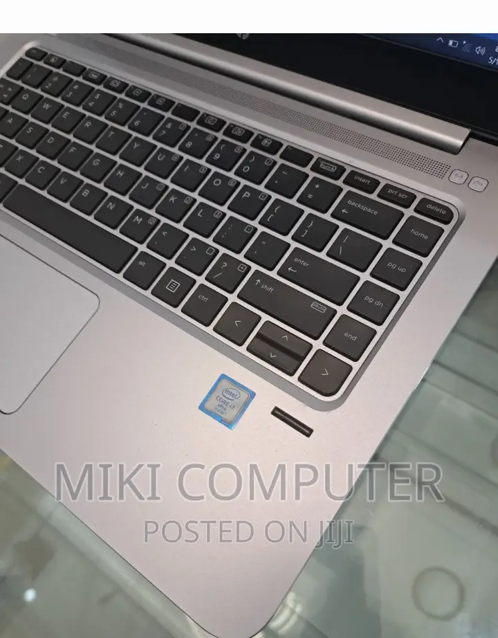 New Laptop HP Folio 13 8GB Intel Core I7 SSD 512GB