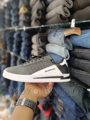 Adidas Balenciga Orginal