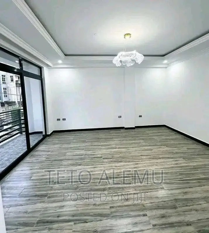 5bdrm House in Bole for sale
