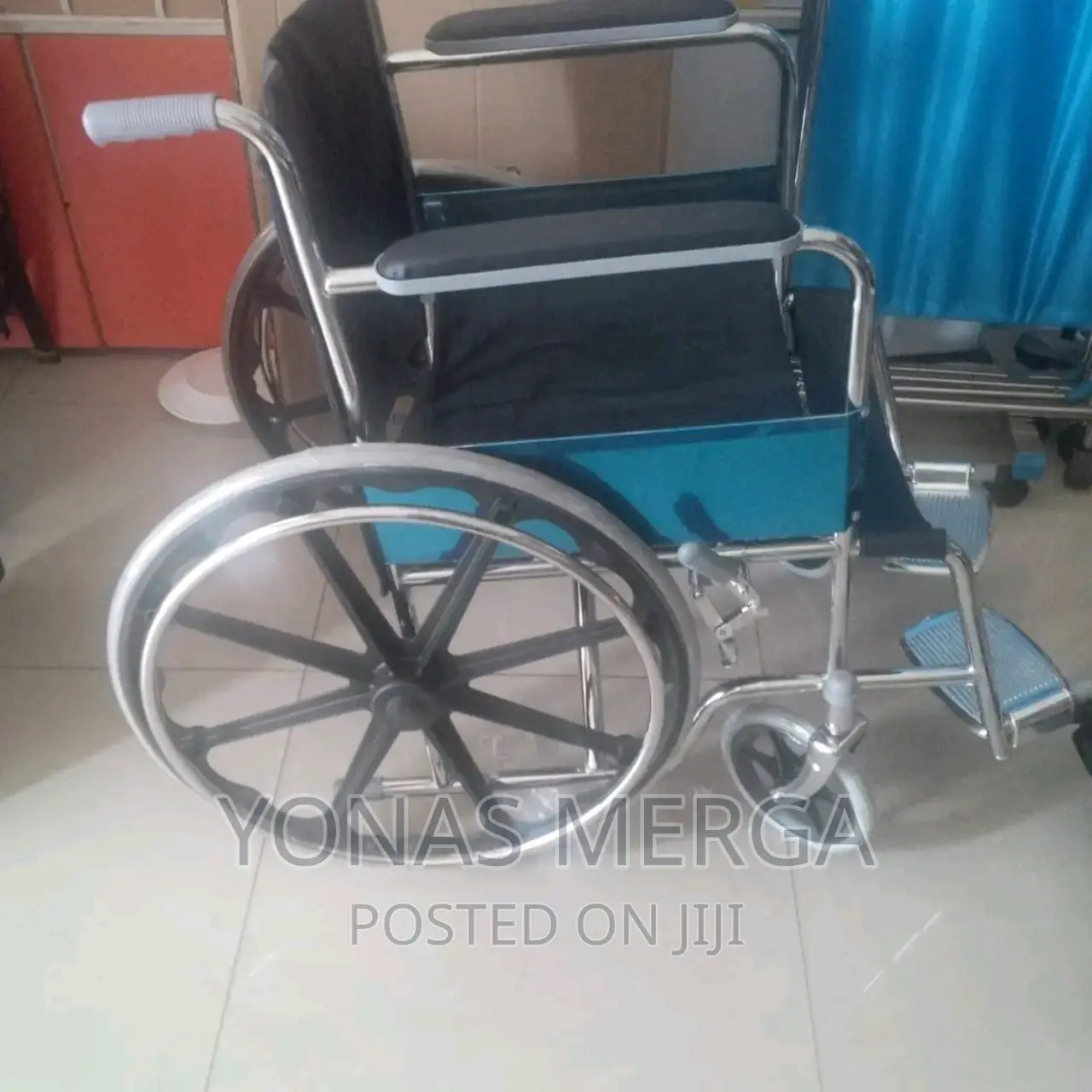Wheelchair_folding Wheelchairs -KRAFT 704A Wheelchair-Ky-809