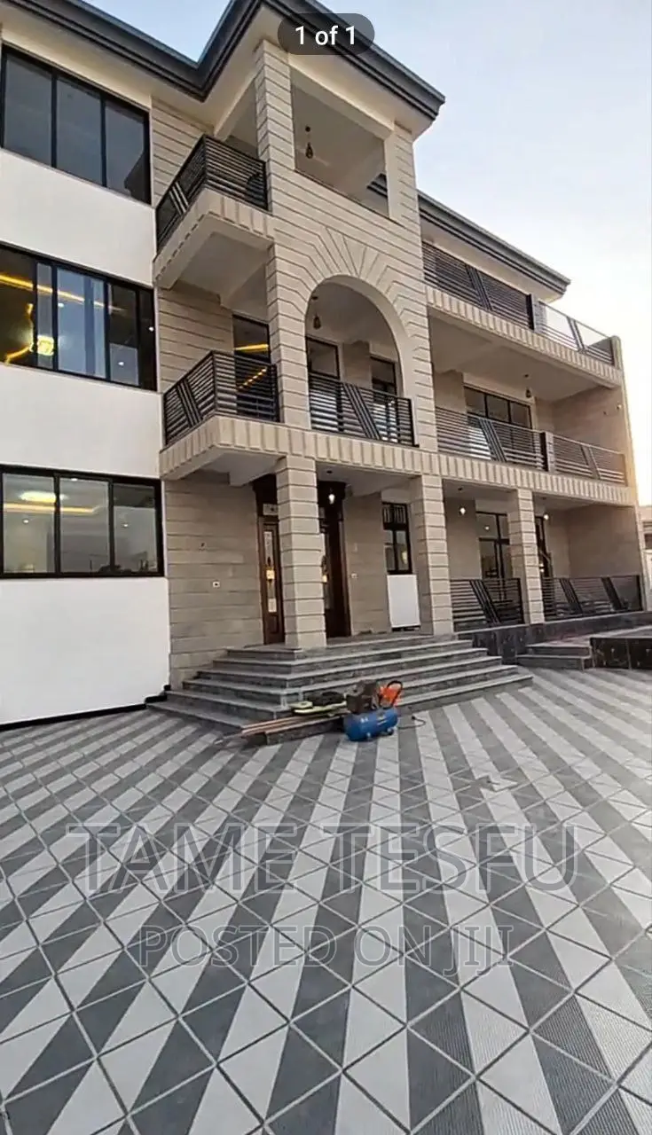 Furnished 10bdrm House in Hayat, Bole for sale
