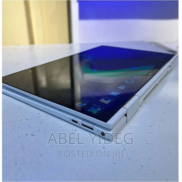 New Laptop HP Envy X360 8GB AMD Ryzen 5 SSD 512GB