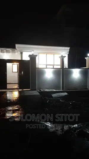 5bdrm Villa in Beautiful House, Yeka for sale