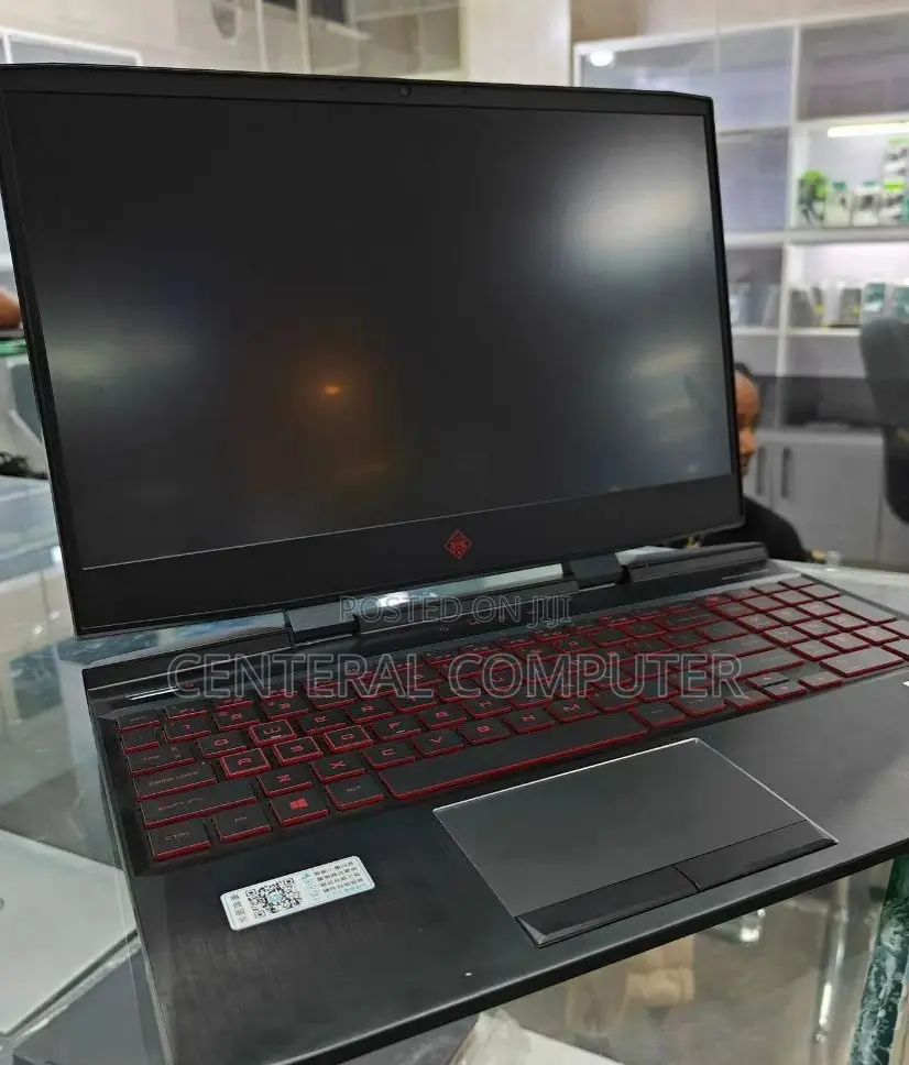 New Laptop HP Omen 17-An188nr 16GB Intel Core I7 SSD 512GB