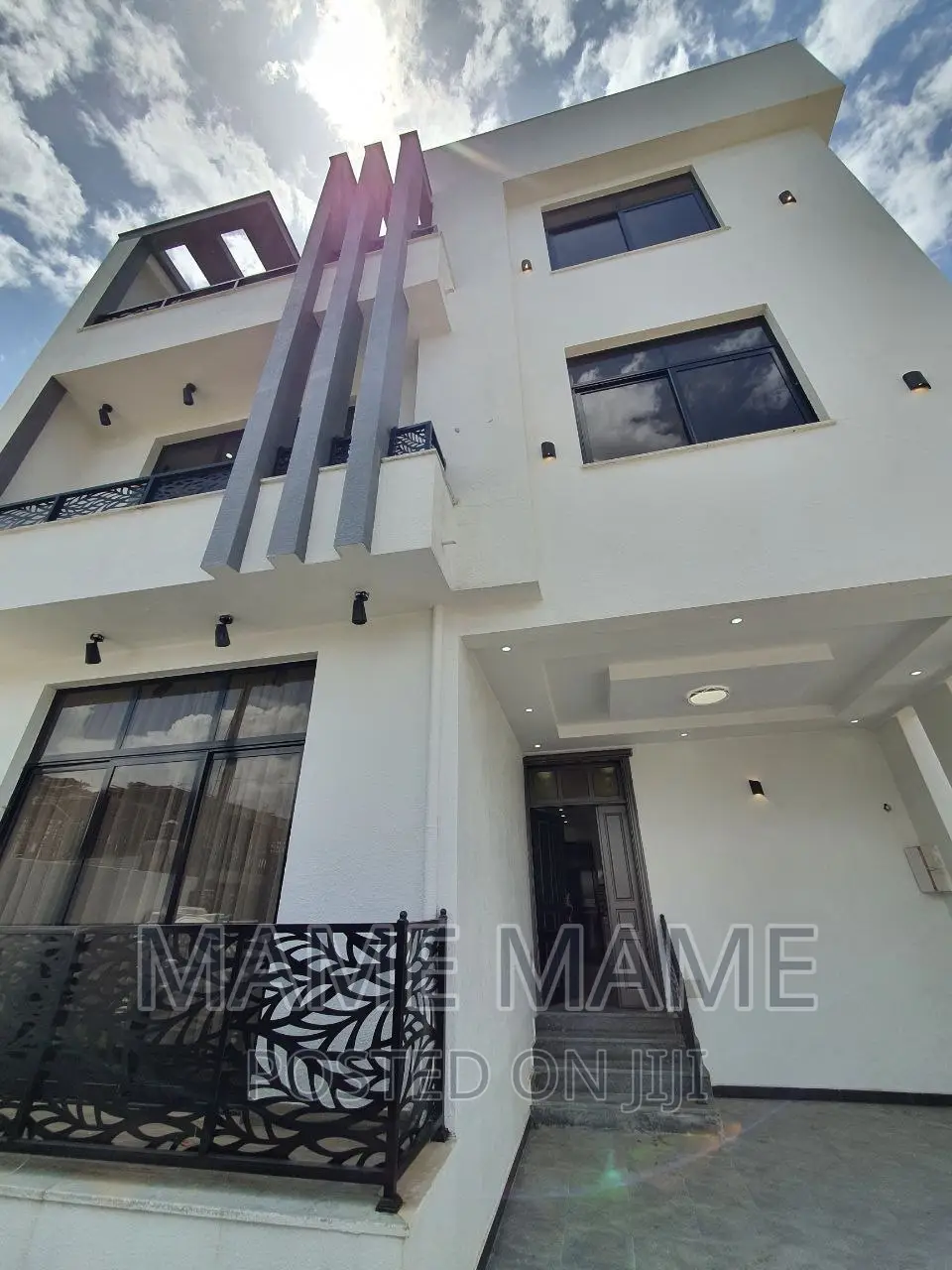 6bdrm House in Addis Abeba, Bole for sale