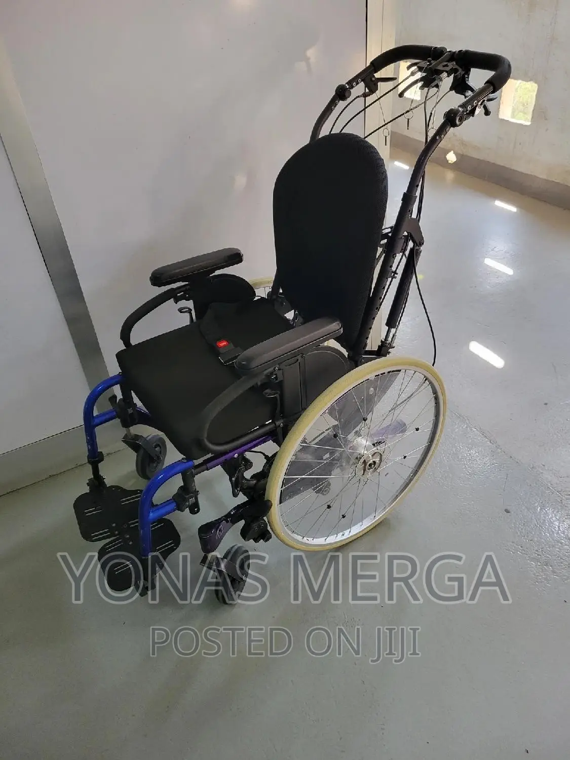 Wheelchair|Wheelchair|Wheelchair_qxi Wheelchair Sku: Eif6