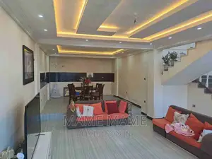 8bdrm House in Addis Abeba, Bole for sale