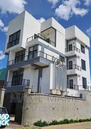 8bdrm House in Addis Abeba, Bole for sale